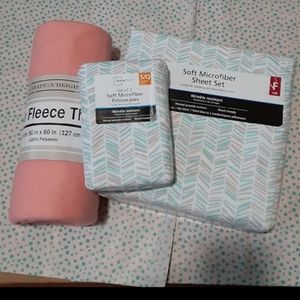 Sheet/Pillow Case Set